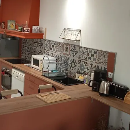 Holiday home Maison De Village Montagnac (Alpes-de-Haute-Provence)